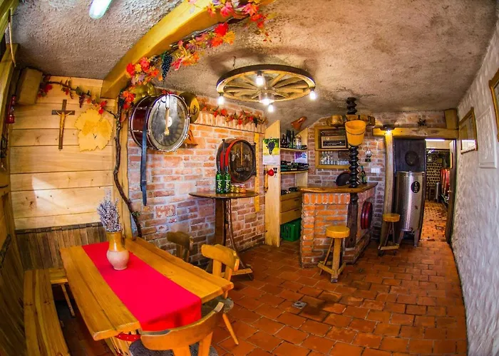 Vinska Klet Smej Πανσιόν Lendava